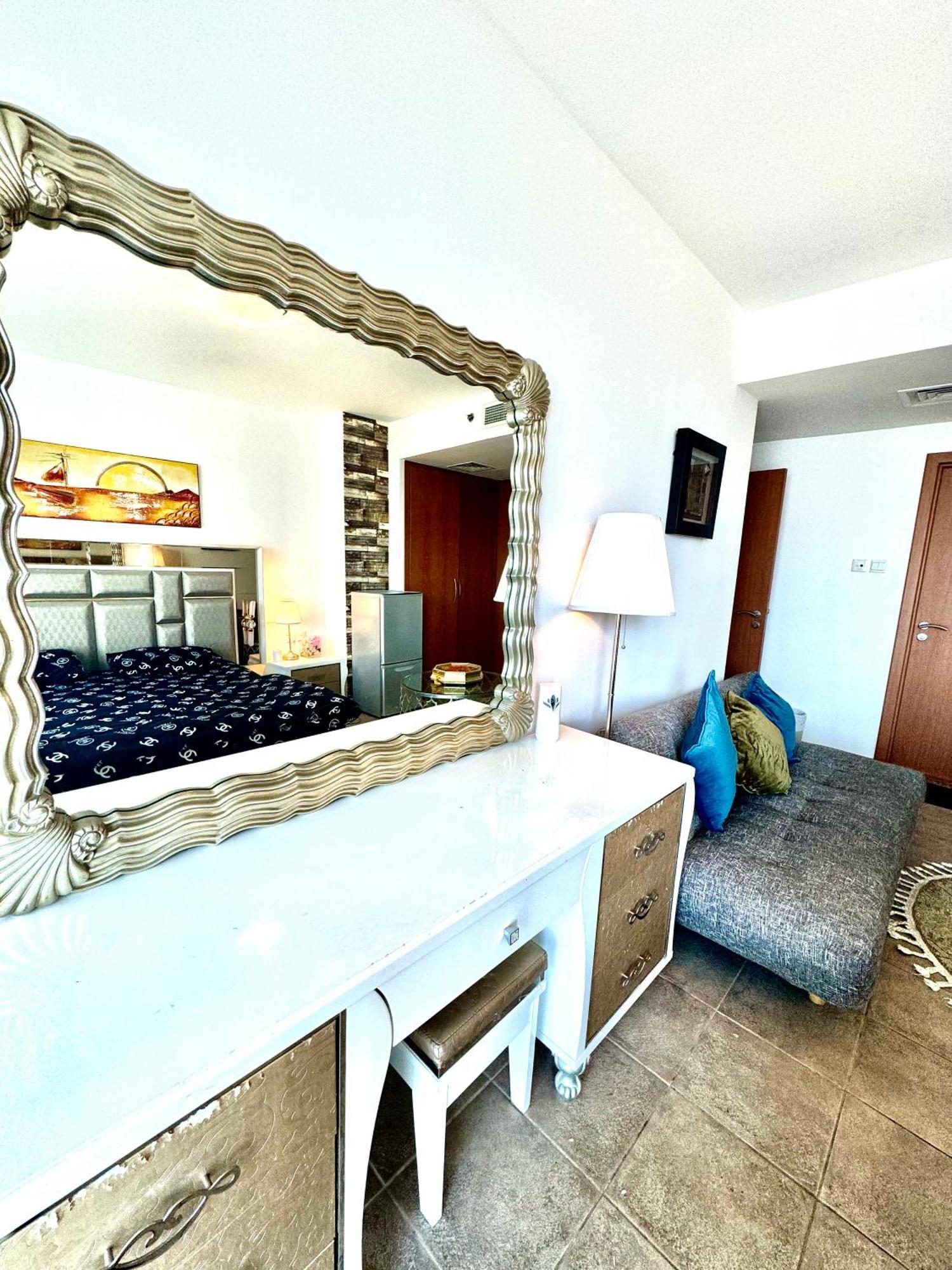 Apartmán Travelers Backpackers Dubaj Exteriér fotografie