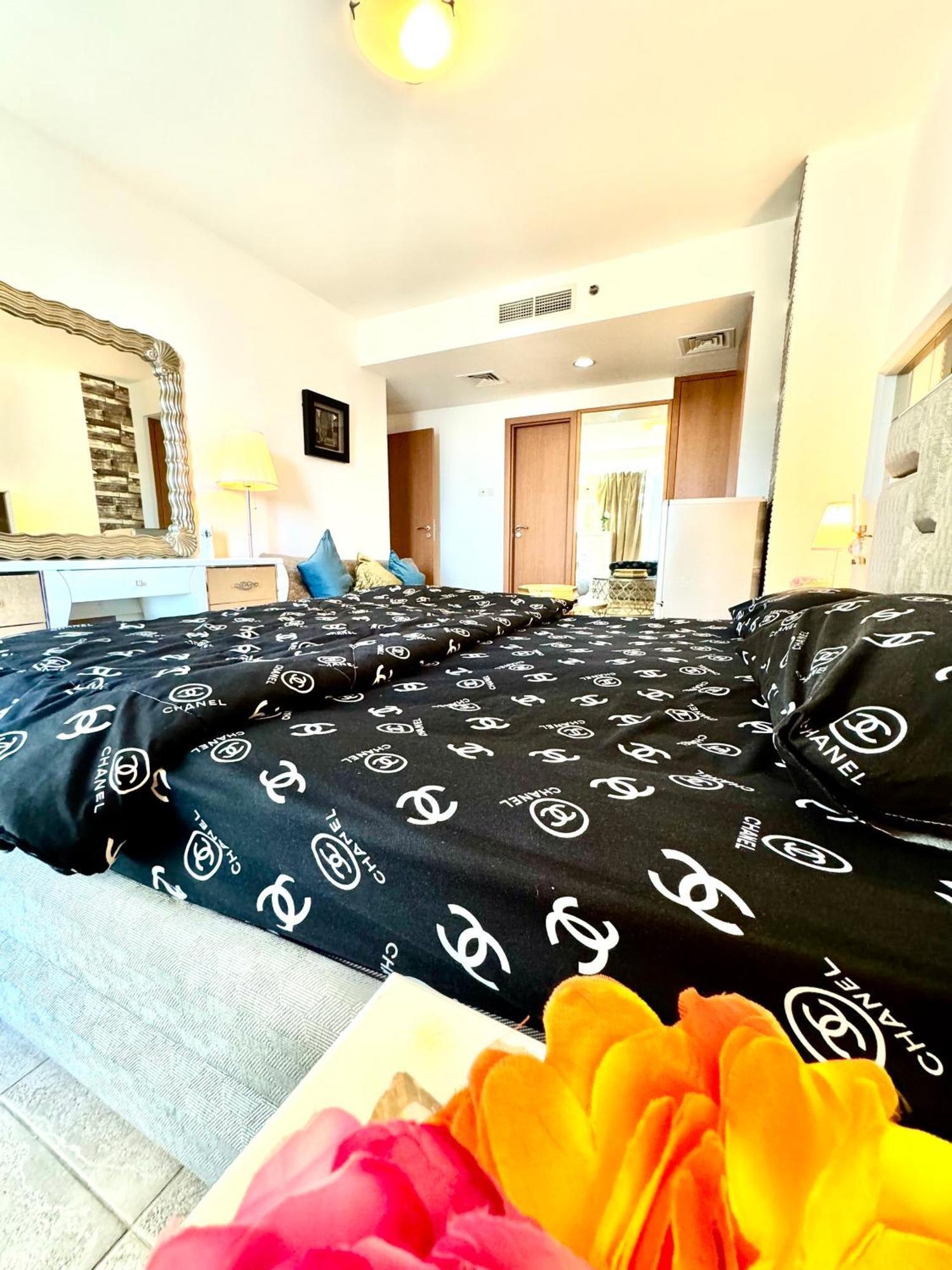 Apartmán Travelers Backpackers Dubaj Exteriér fotografie