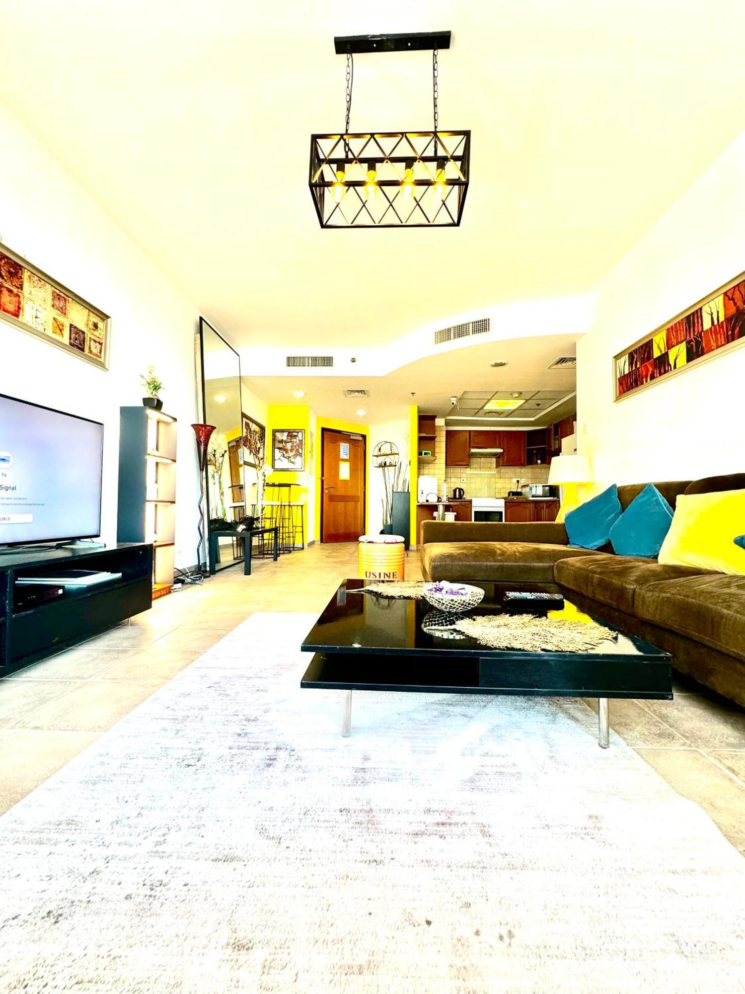Apartmán Travelers Backpackers Dubaj Exteriér fotografie